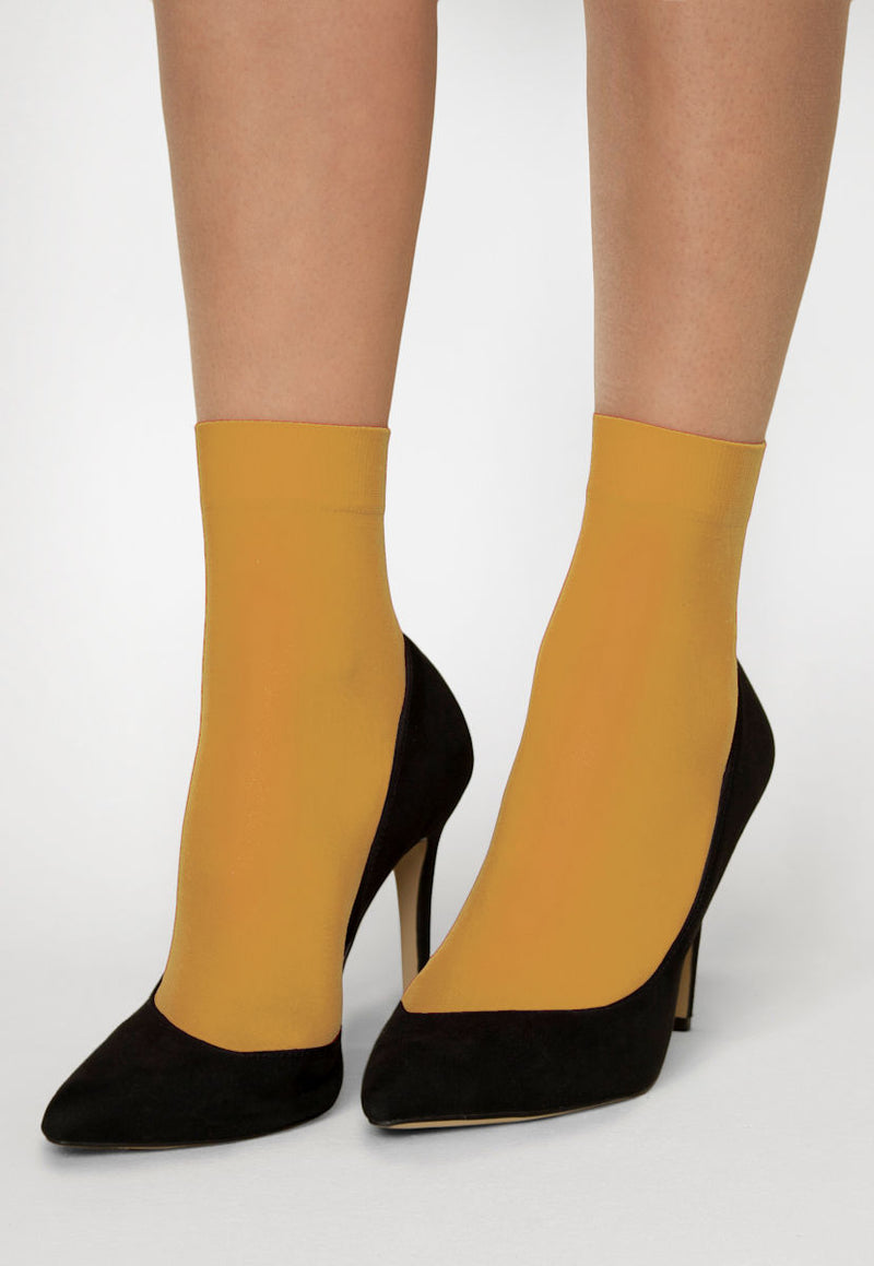 Katrin 40 Denier Opaque Ankle Socks in Limone Yellow
