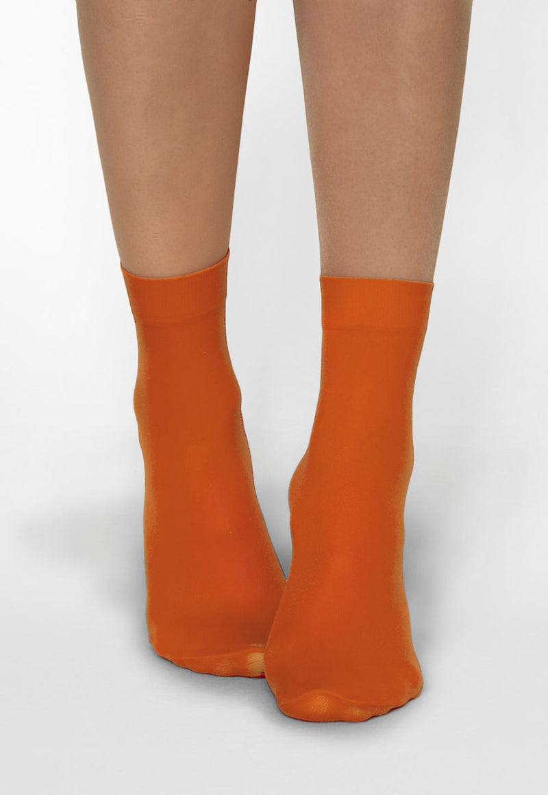 Katrin 40 Denier Opaque Ankle Socks by Veneziana in mango orange