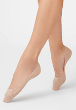 Micro Fishnet Seamless Footliners by Veneziana in nude tan