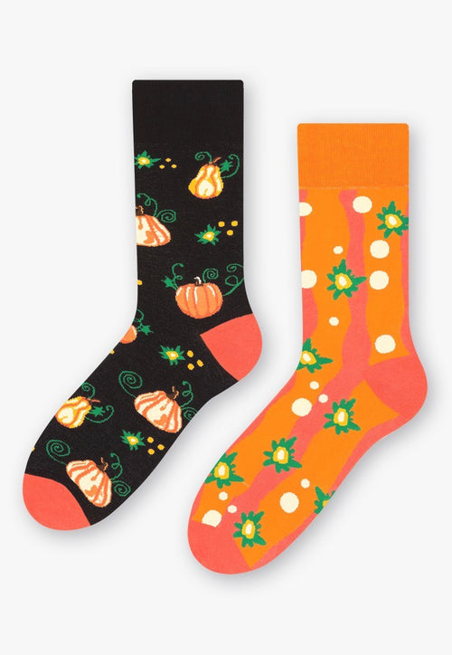 Pumpkins Odd Patterned Socks in Black & Orange by More