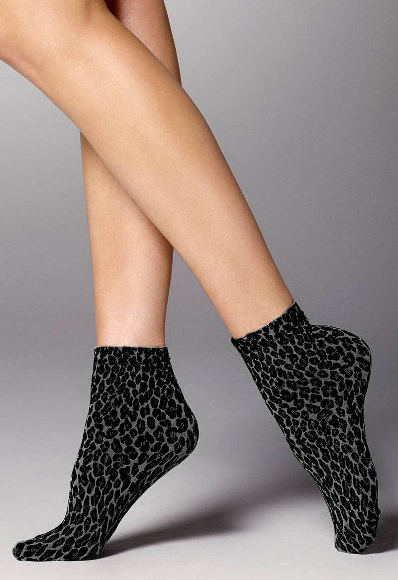 Leopardo Animal Patterned Opaque Socks by Veneziana in black grey