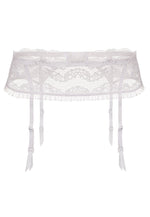 Lilly 4 Straps Floral Lace White Suspender Belt
